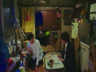 如果这个世界是一座舞台,后台究竟在哪里