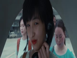穿过月亮的旅行